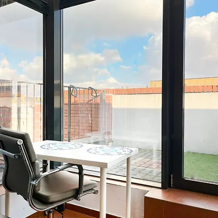 Apartment Przytulny Przy Dworcu I Galerii Krakowskiej, Centrum *