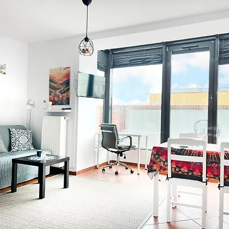 Apartment Przytulny Przy Dworcu I Galerii Krakowskiej, Centrum